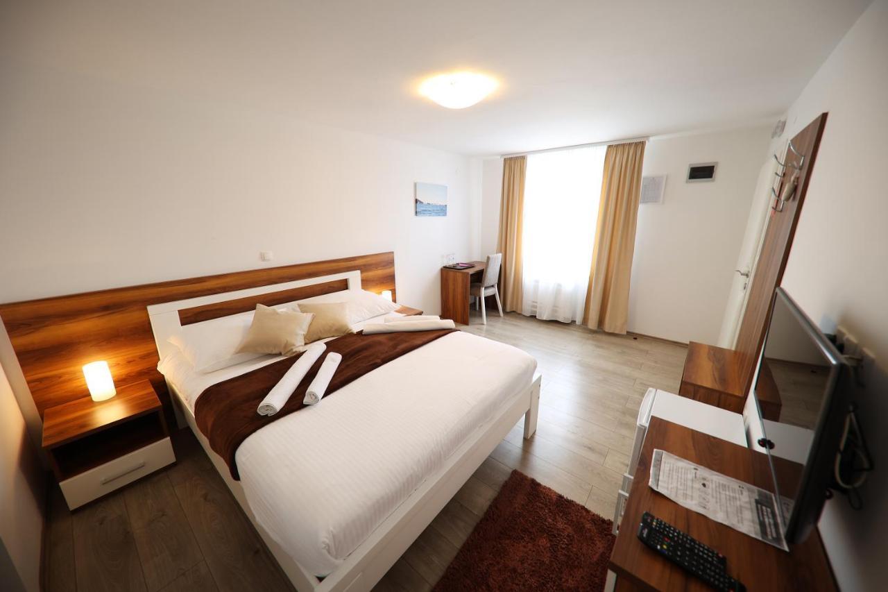 Hotel Муртер Екстериор снимка